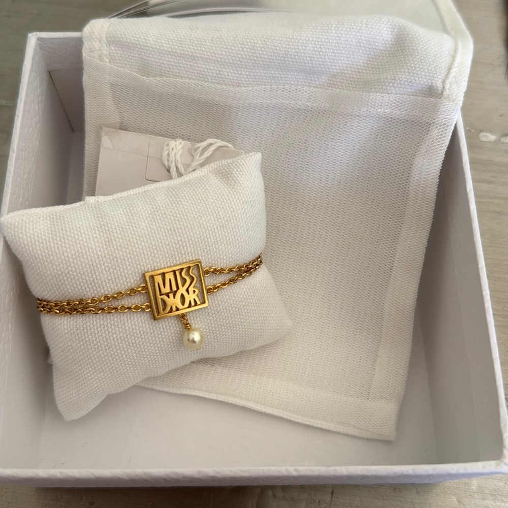 Christian Dior miss dior pearl drop bracelet logo gold jewelry with box - Picture 2 of 7